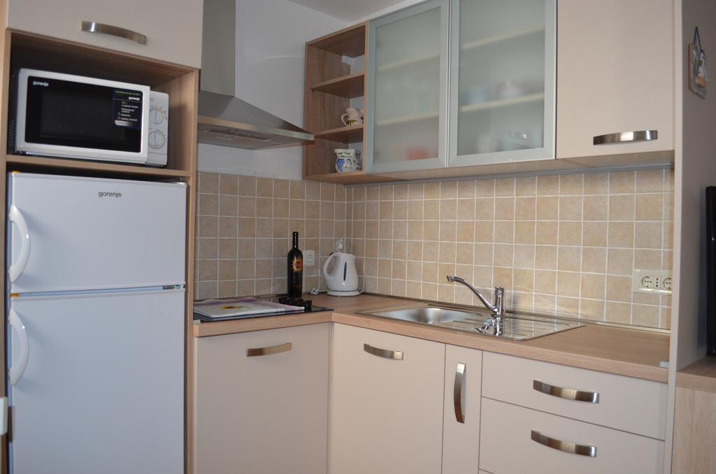 Apartments Lora باشْكا الغرفة الصورة