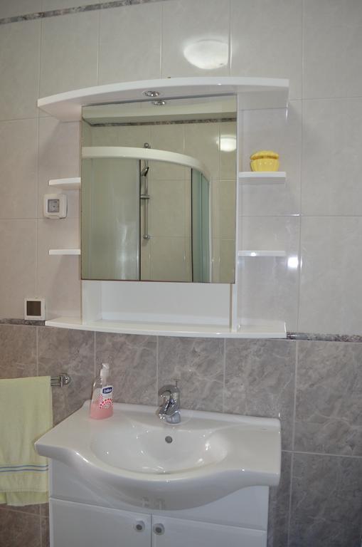 Apartments Lora باشْكا الغرفة الصورة