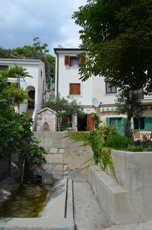 Apartments Lora باشْكا المظهر الخارجي الصورة