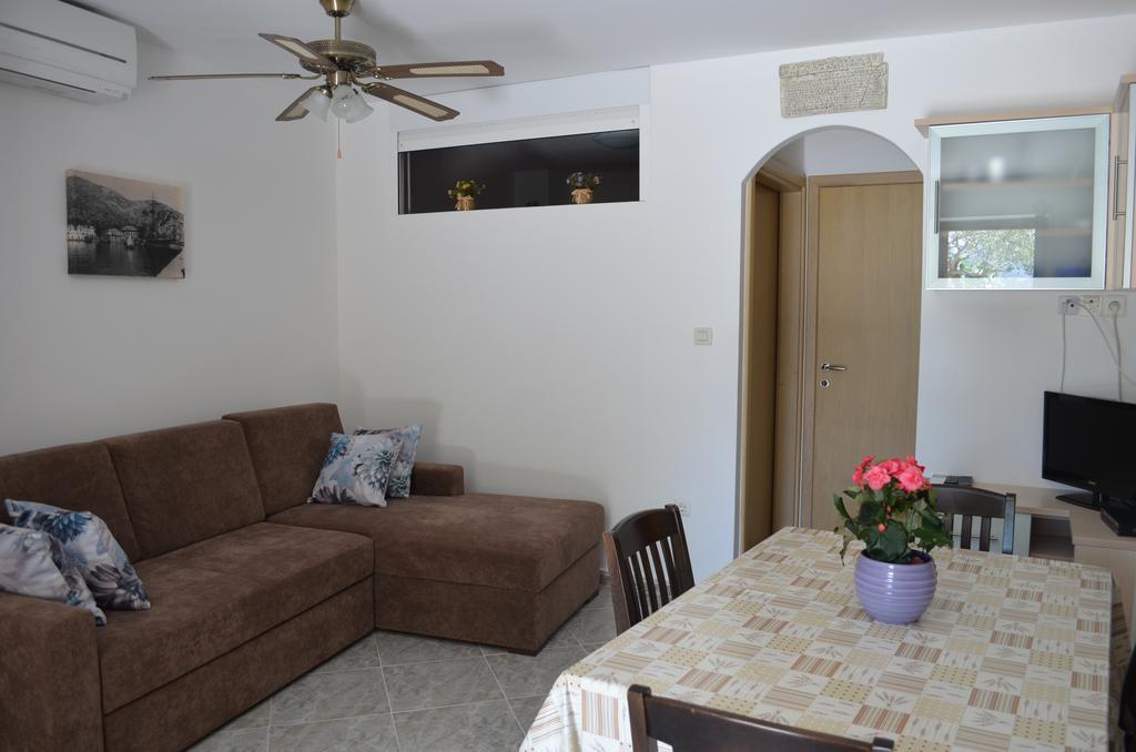 Apartments Lora باشْكا المظهر الخارجي الصورة